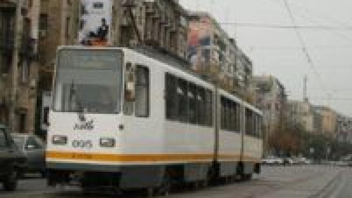 sute de bucuresteni au asteptat zeci de minute tramvaiul 41