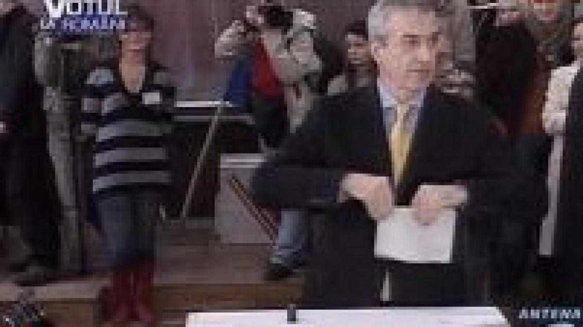 calin popescu tariceanu este inutil sa votam la referendum
