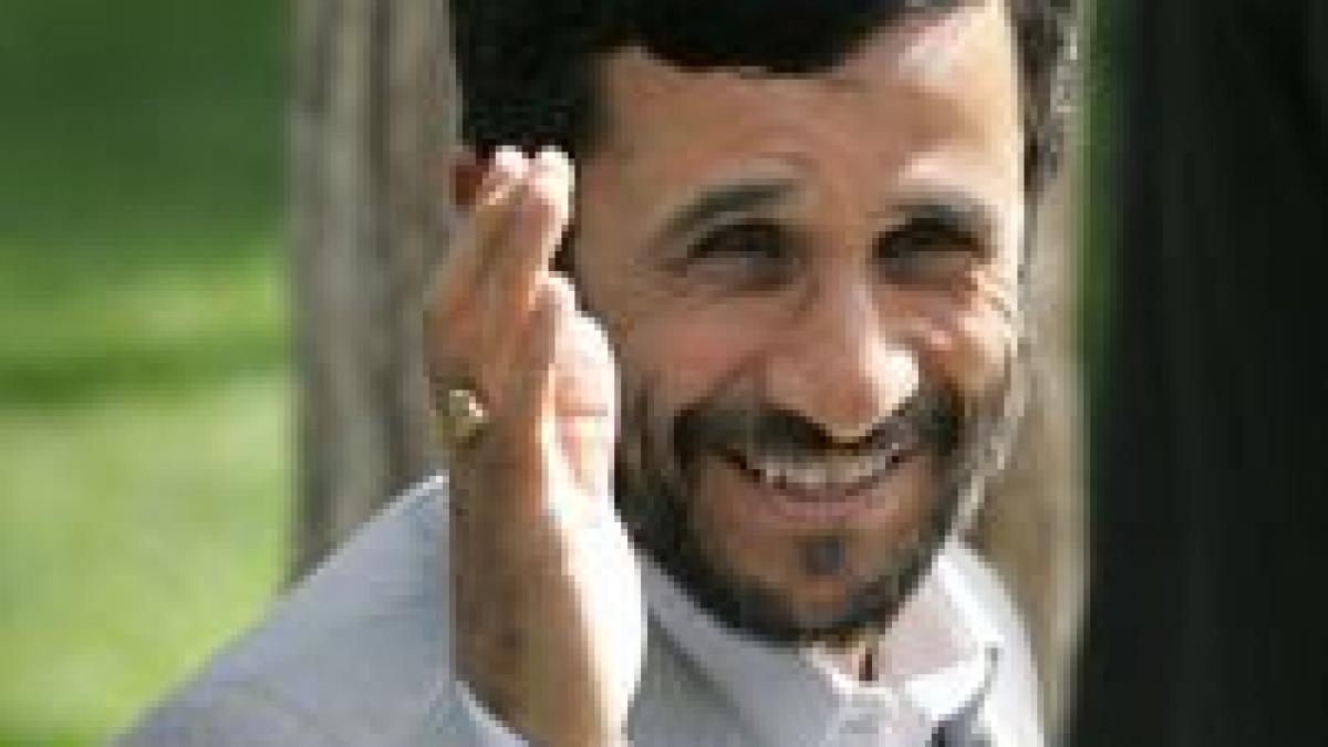 ahmadinejad s a oferit sa fie observator la alegerile prezidentiale din sua