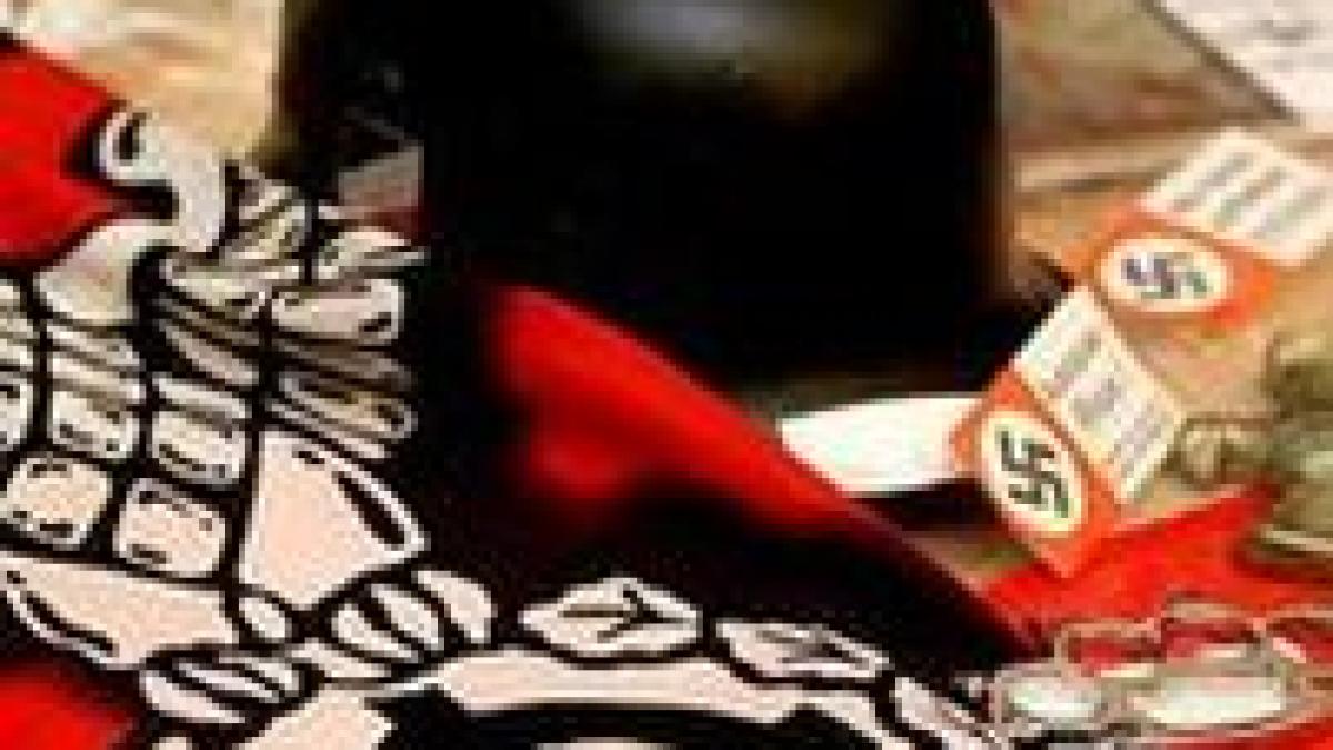 germania 4 skinheads au crestat o svastica pe coapsa unei tinere