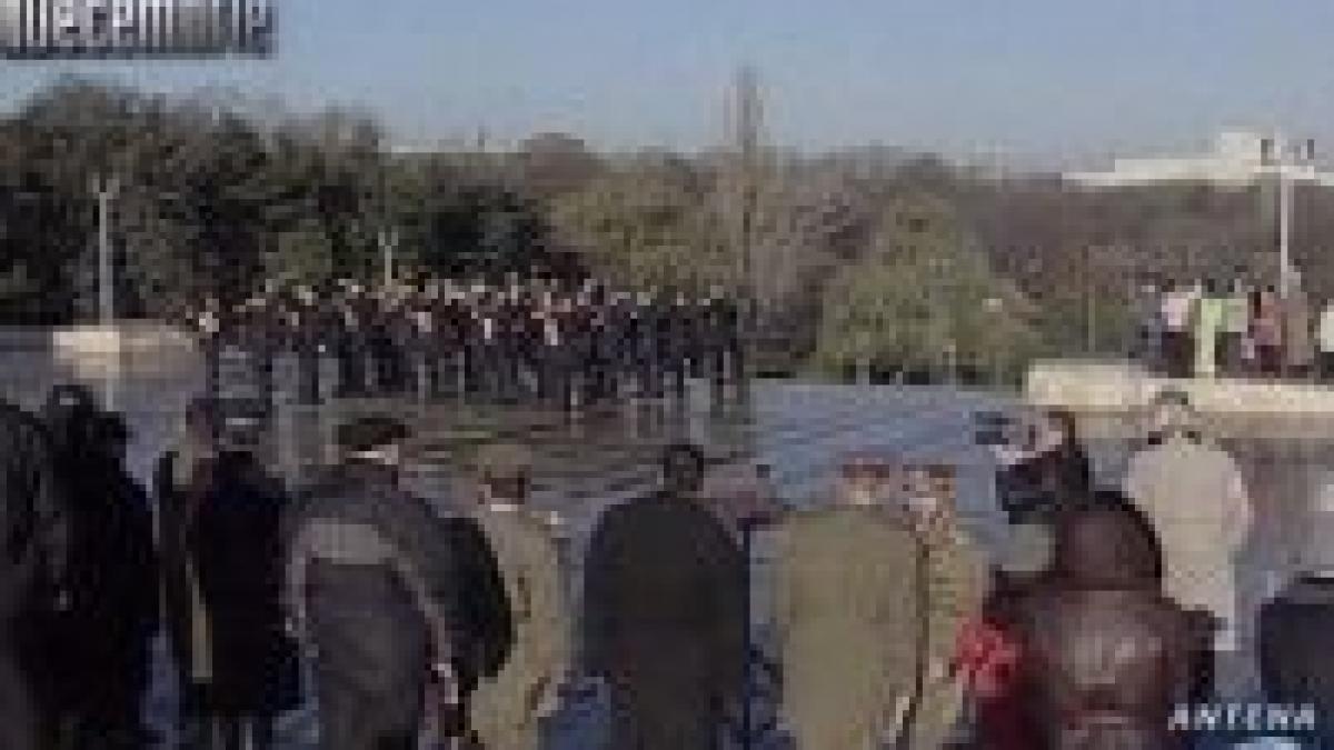 festivitatile de 1 decembrie au inceput cu o depunere de coroane la monumentul eroului necunoscut