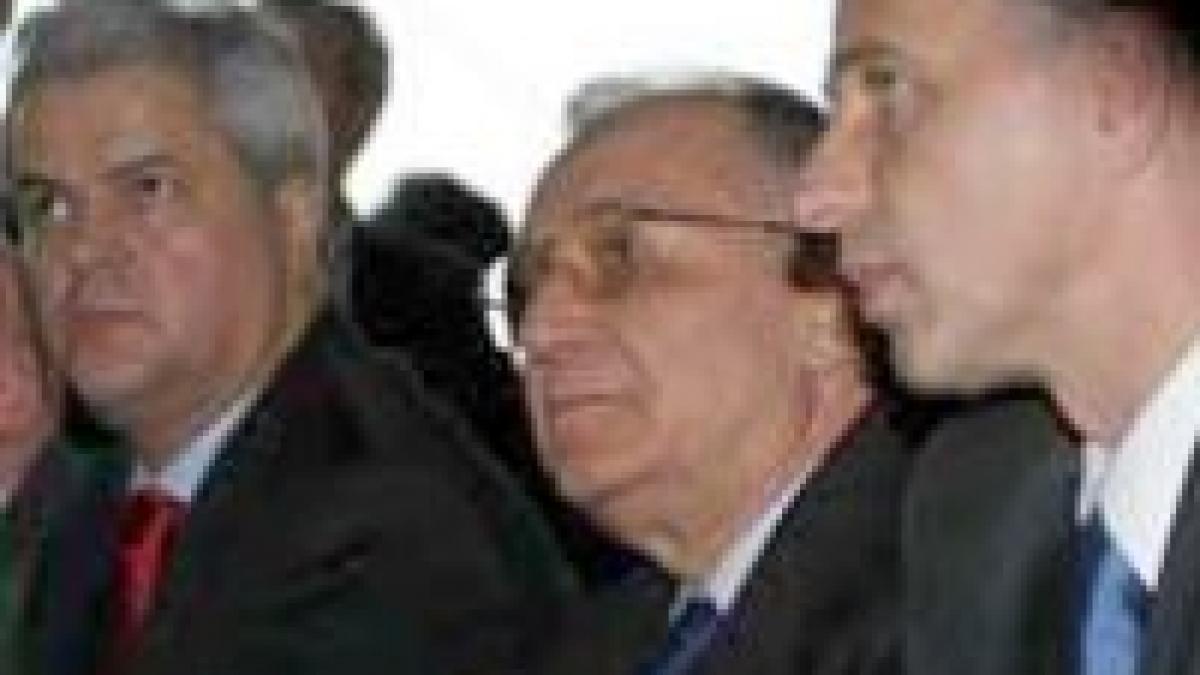 iliescu si nastase vor sa l ajute pe geoana la oferta electorala a partidului