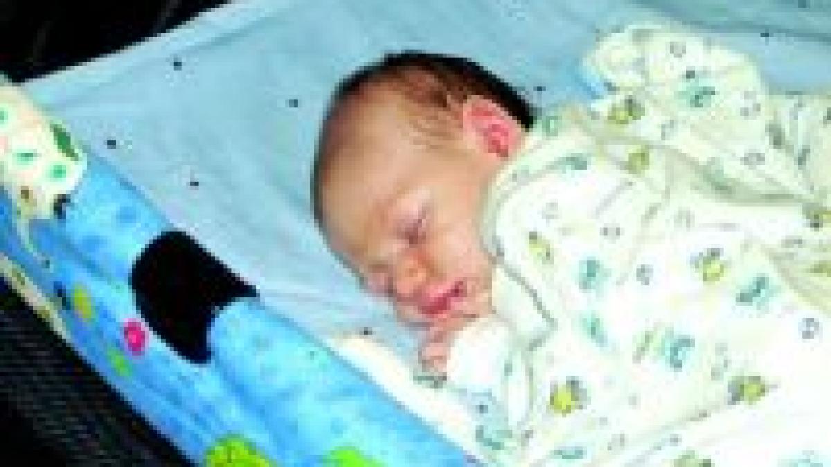 cazul bebelusului sebastian medicii au fost sanctionati