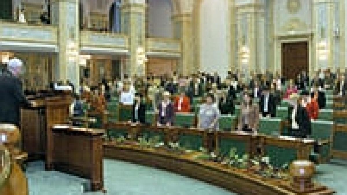 europarlamentarii romani au demisionat din parlament
