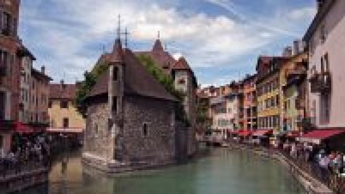 Elveţia va acorda drept de muncă românilor
