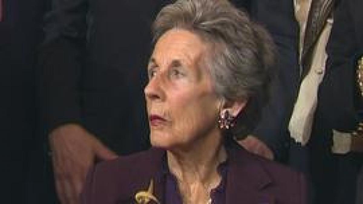 mama lui sarkozy nu vrea ca fiul sau sa se mai insoare