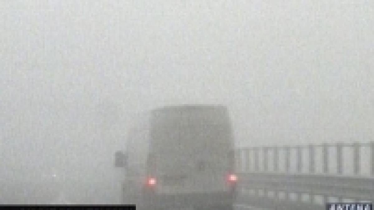 circulatia ingreunata din cauza cetii pe autostrada a1