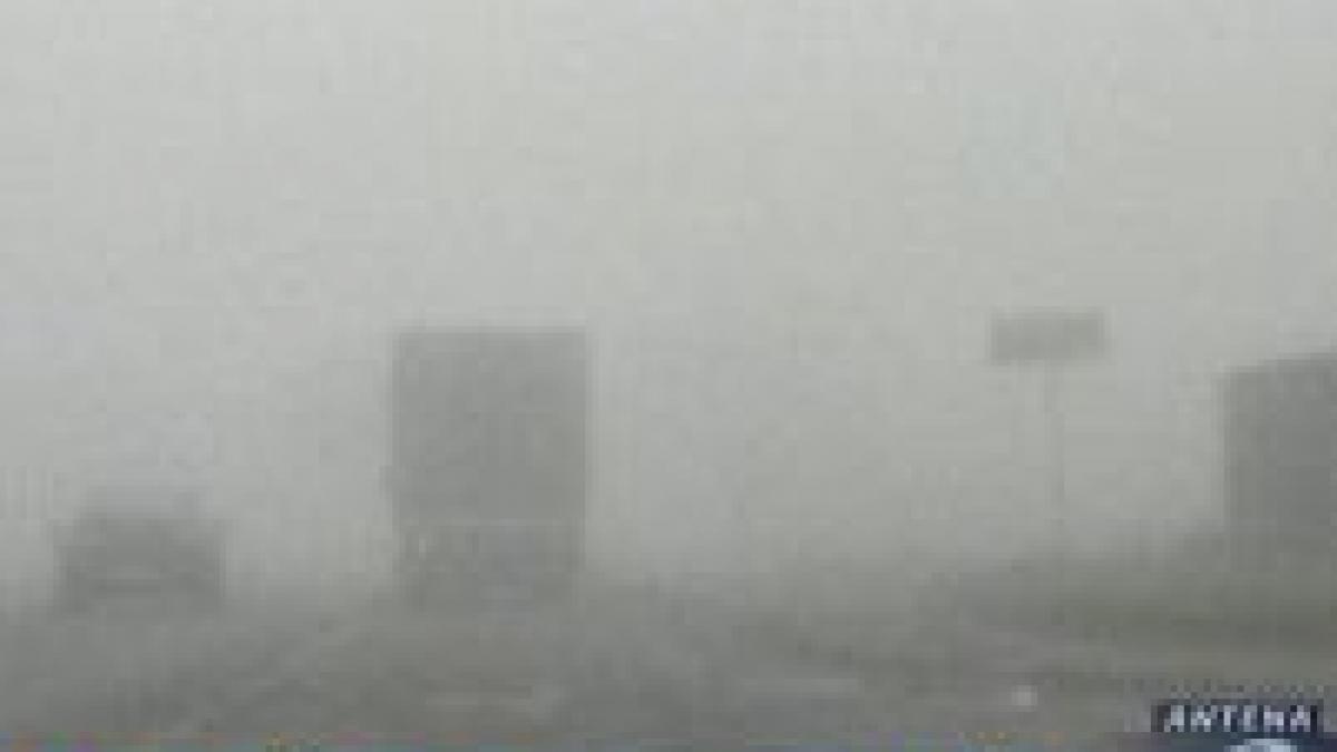 ceata densa vedeti drumurile cu vizibilitate redusa