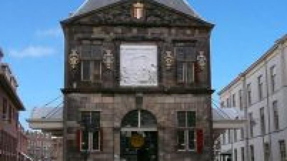 fotografii cu profetul mahomed in postura de homosexual expuse in olanda