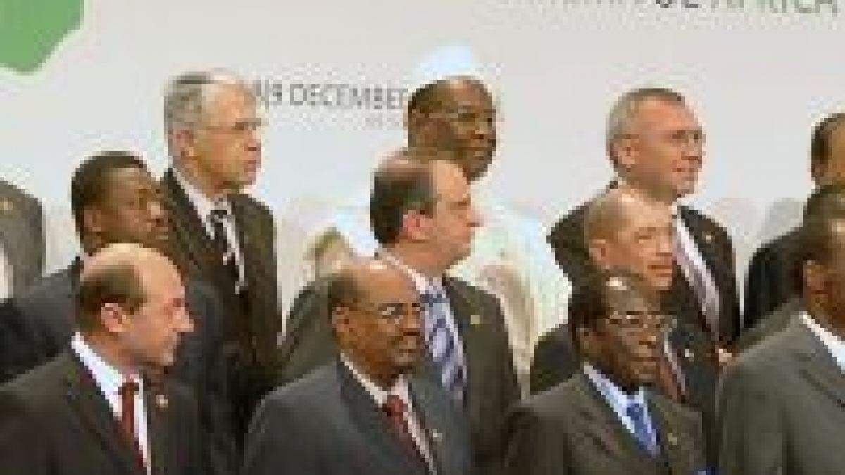 dictatorul african robert mugabe ia in colimator romania