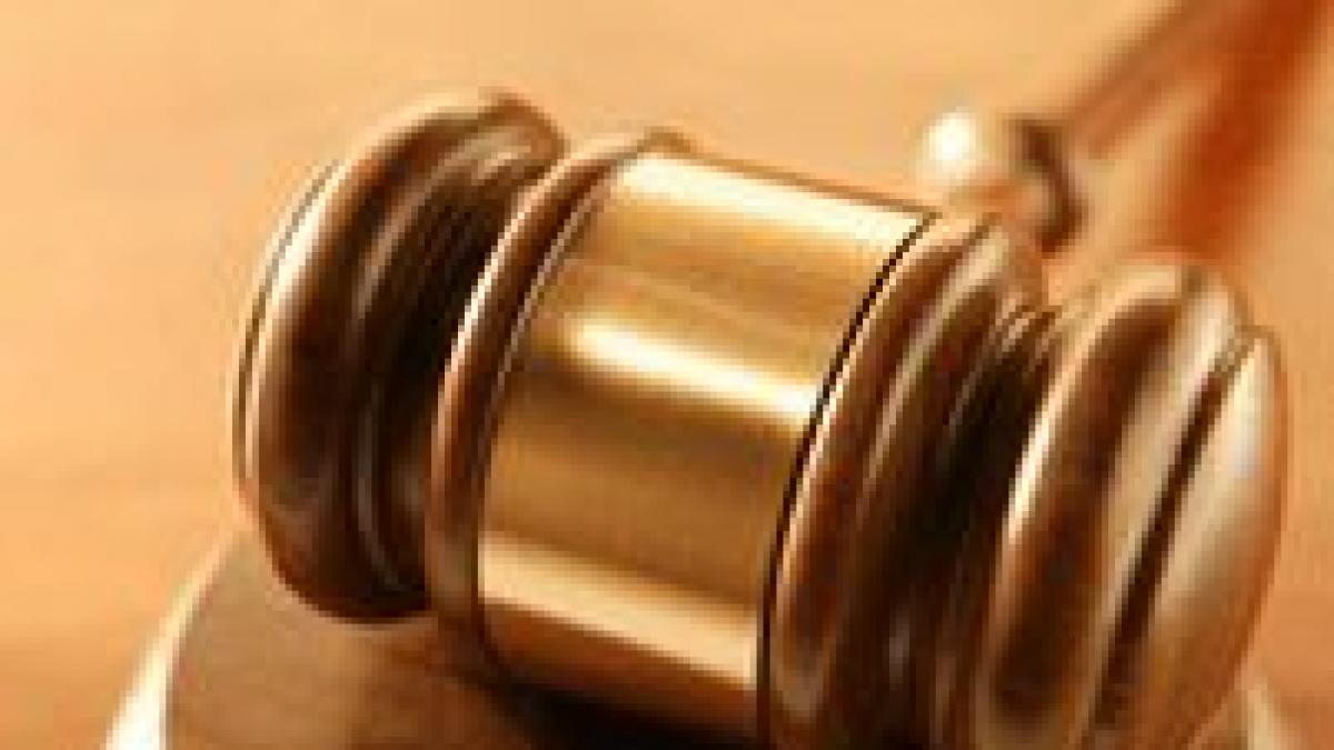 Procurorii implicaţi în fraudarea examenului la INM vor fi cercetaţi în liberate