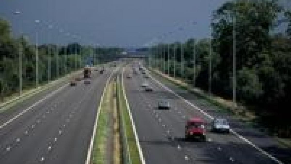 autostrazile din romania in grija nimanui