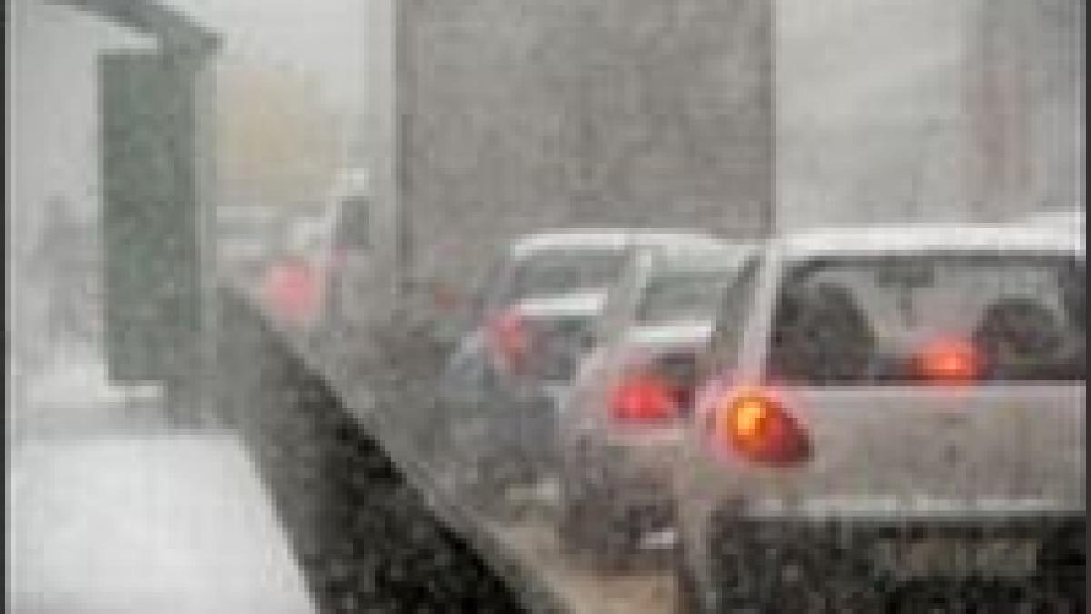 probleme in toata tara din cauza zapezii si a poleiului