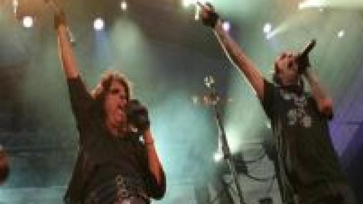 2007 un an plin de concerte spectaculoase pentru romani video