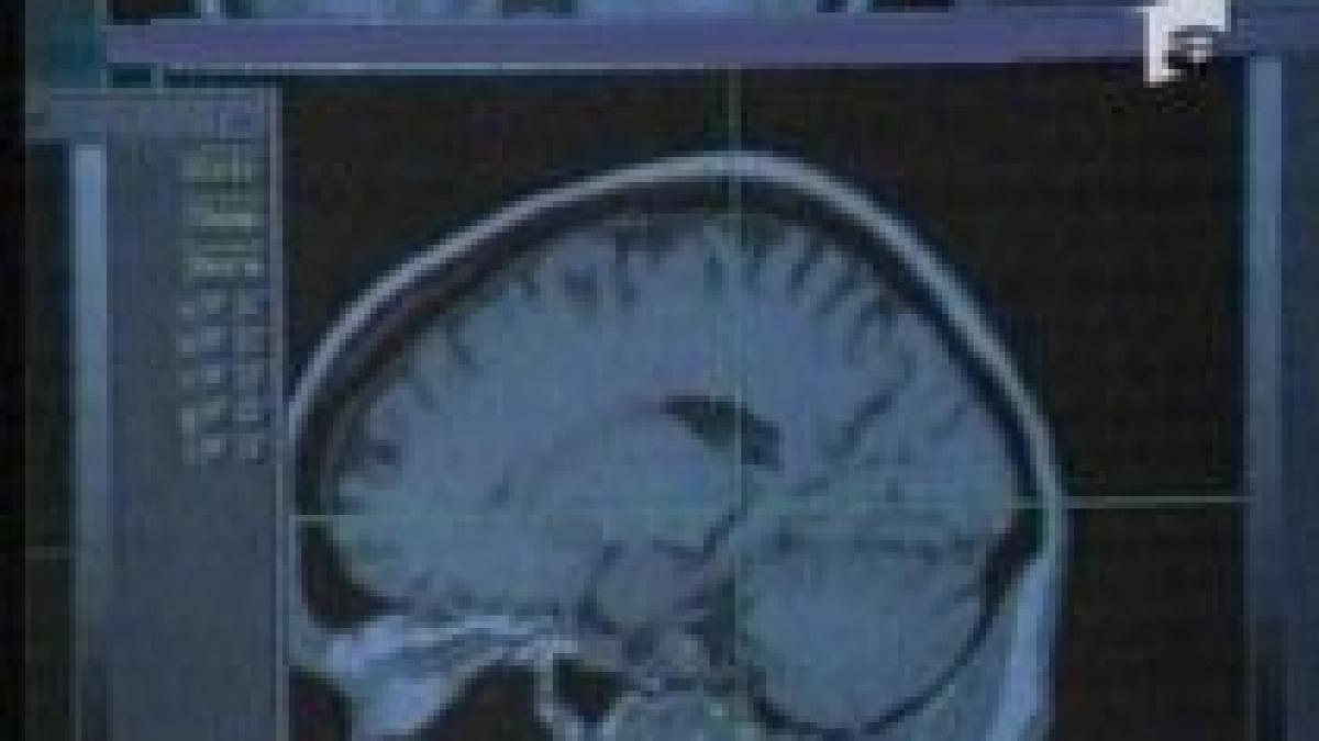 americanii lucreaza la un dispozitiv care citeste gandurile