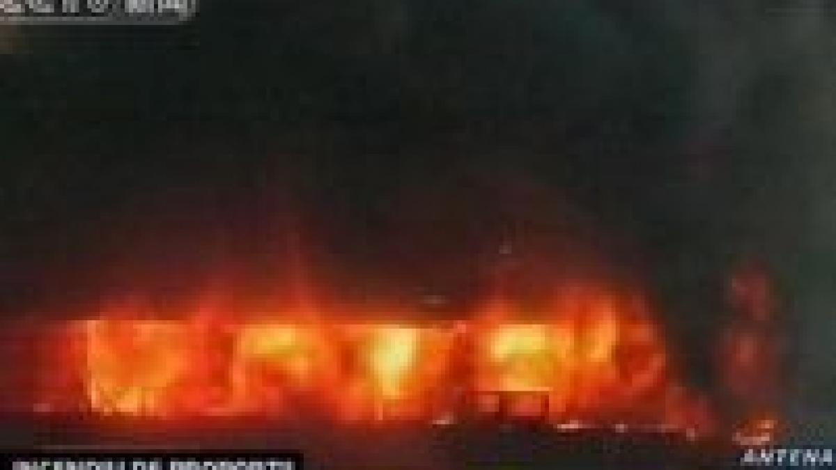 china incendiu de proportii intr un centru comercial