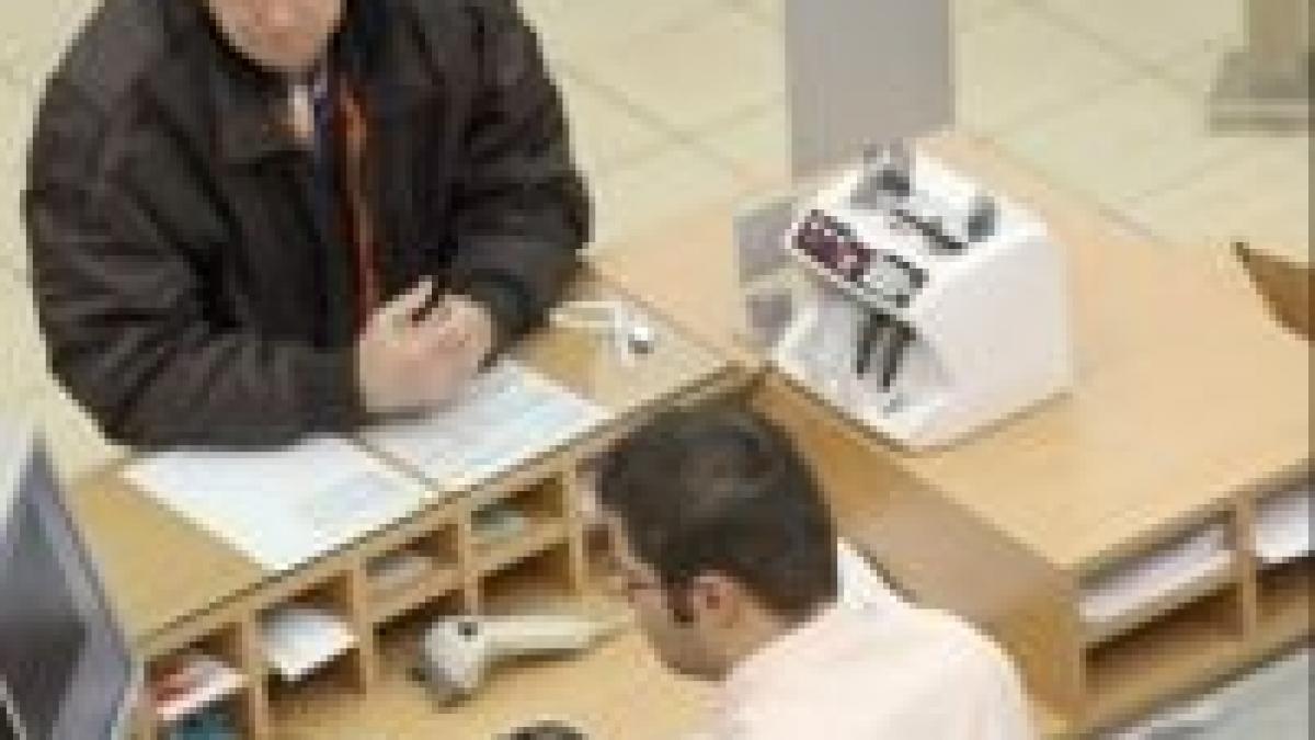 creditele vor deveni mai scumpe pentru romani