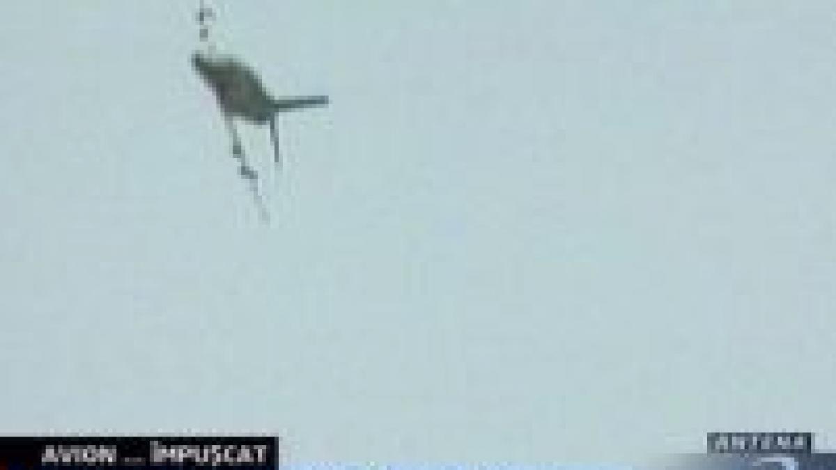 muntenegru un avion de pasageri a fost lovit de un glont