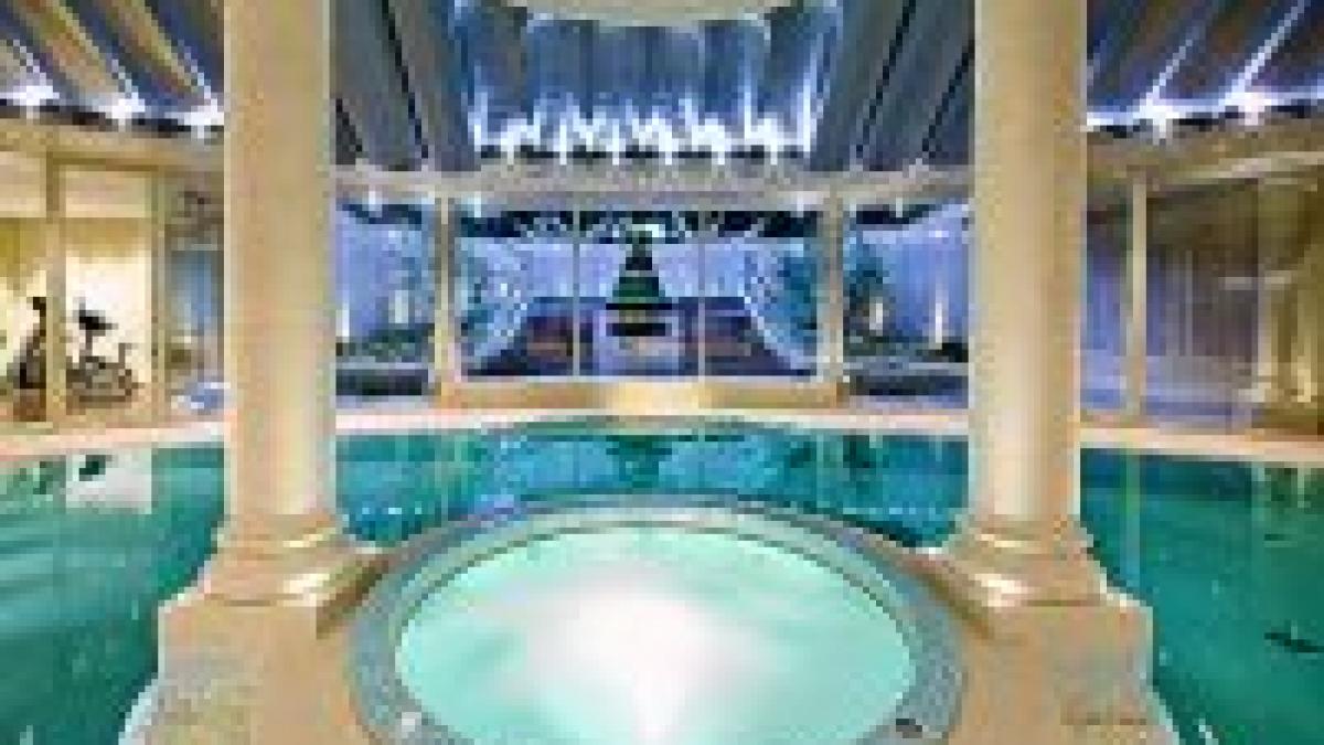 un prieten de al lui abramovici cumpara cea mai scumpa casa din marea britanie foto