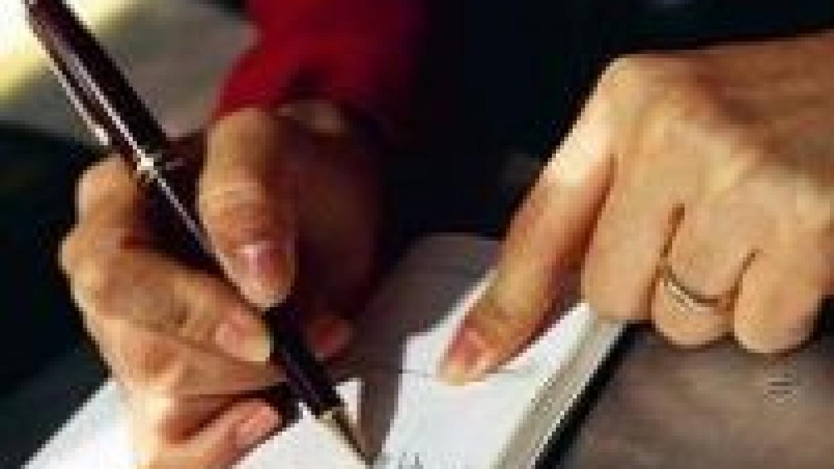 romanii vor trebui sa si achite ratele in 15 zile altfel intra pe lista neagra