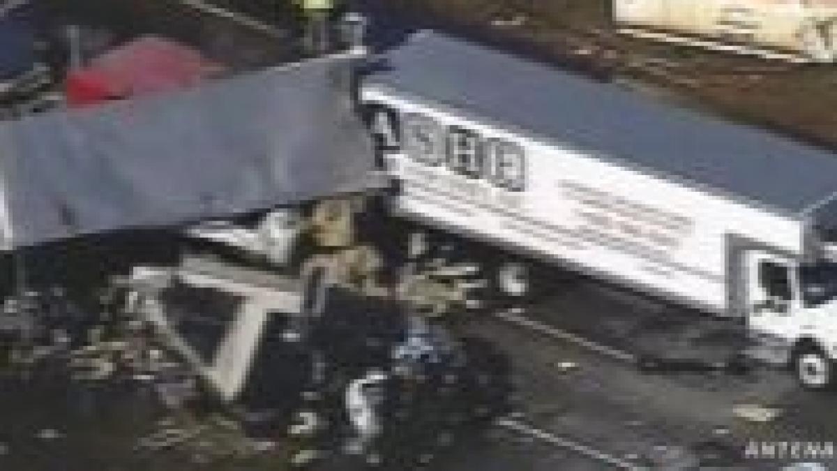 sua accident rutier in lant pe o autostrada din florida video