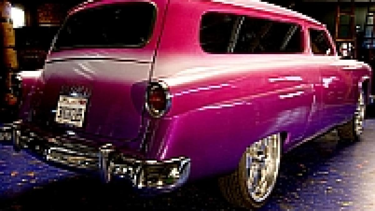 ciudatele creatii monster garage scoase la licitatie galerie foto