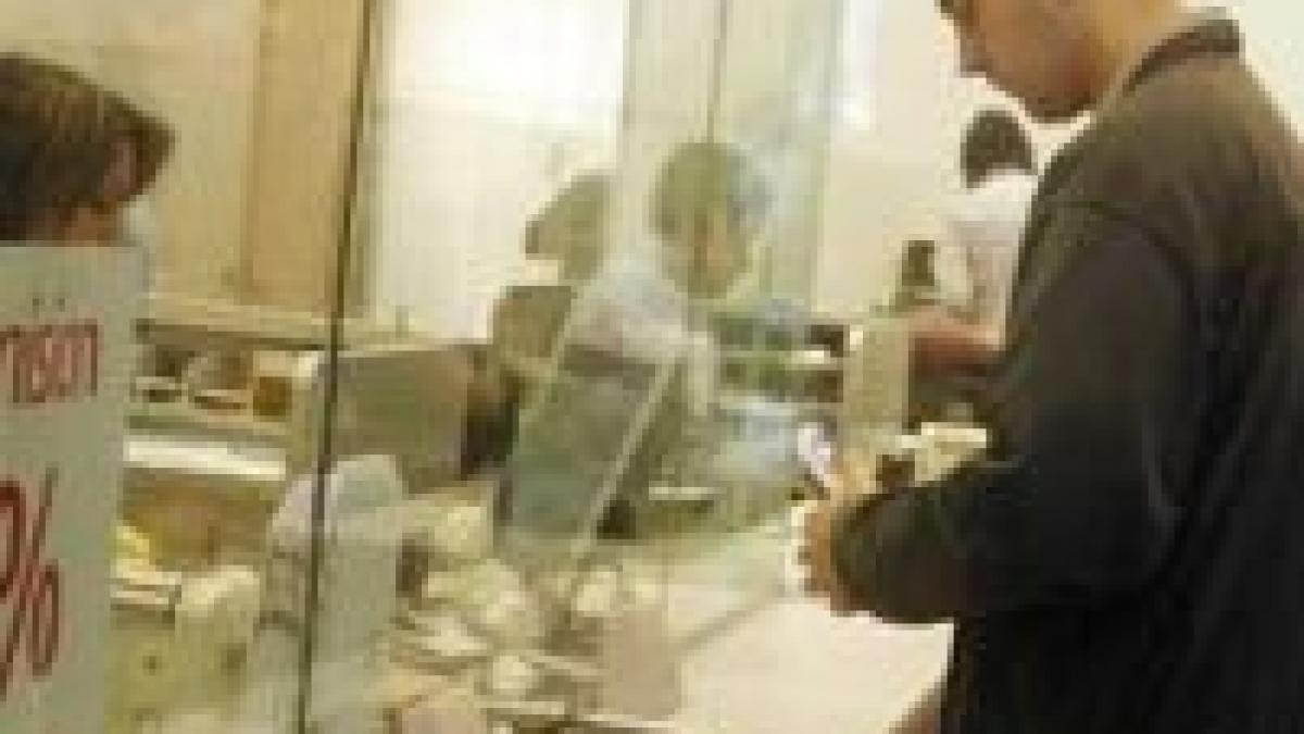 peste jumatate dintre romani nu apeleaza la serviciile bancilor