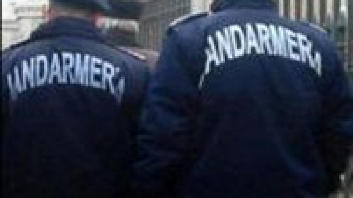 175 de politisti si jandarmi romani vor fi trimisi in kosovo