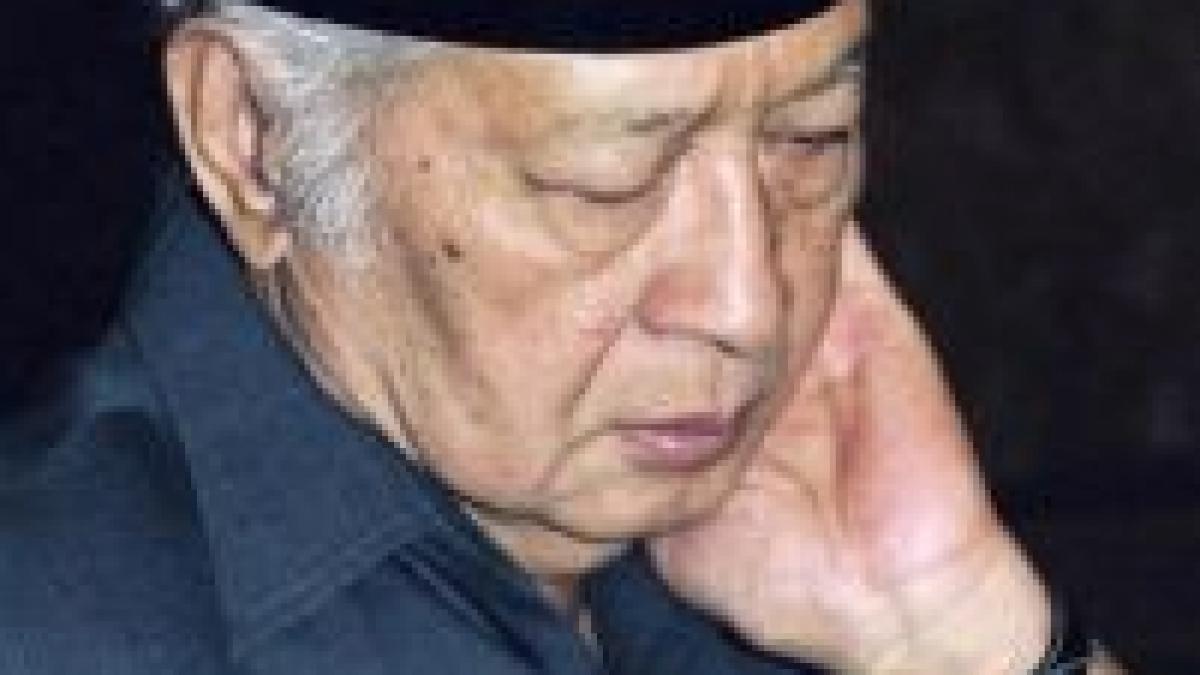 suharto fostul dictator indonezian a incetat din viata