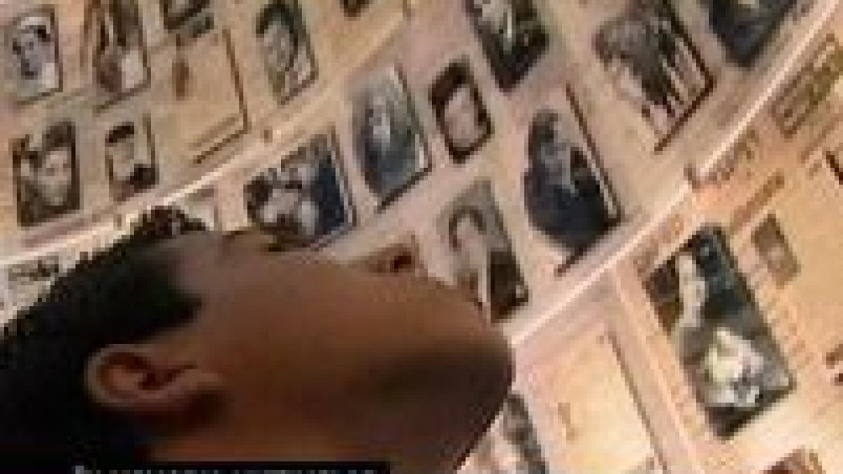 ceremonii emotionante in israel si pe locul fostului lagar nazist de la auschwitz