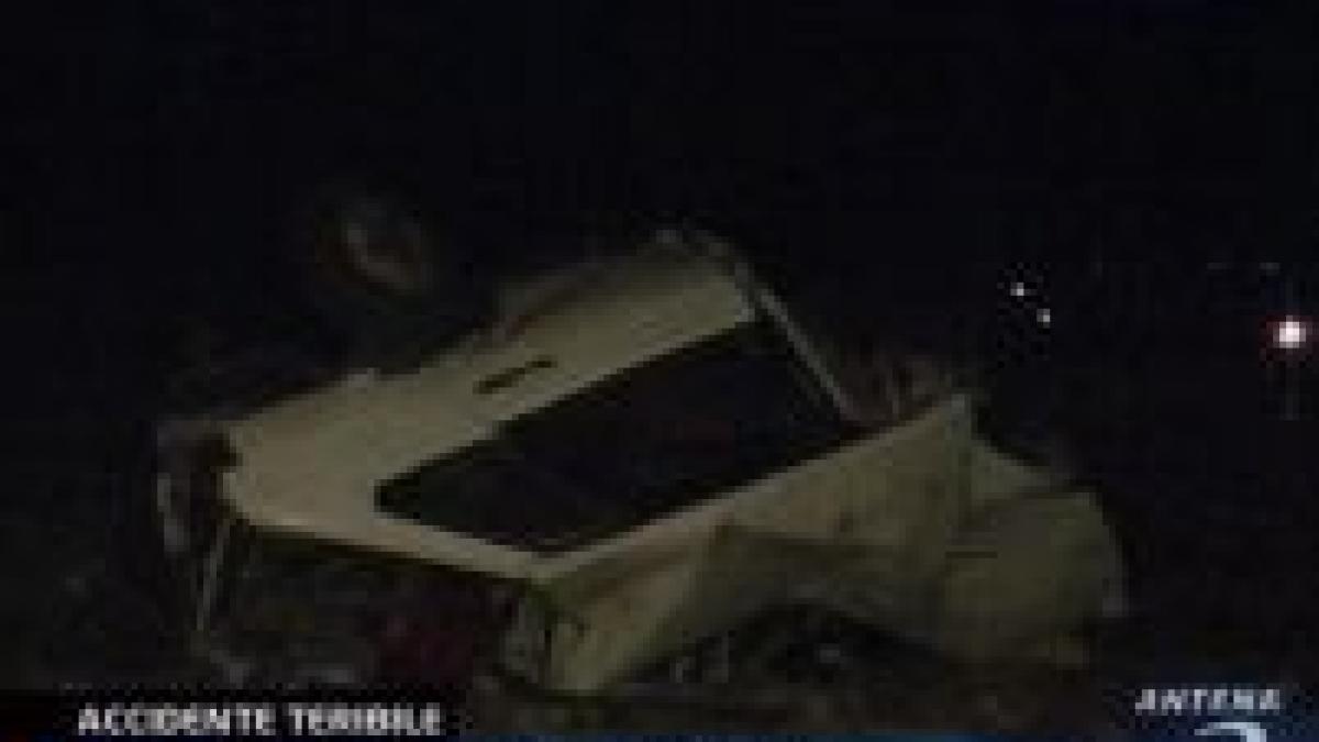 accidente teribile 3 tineri grav raniti si un barbat in coma