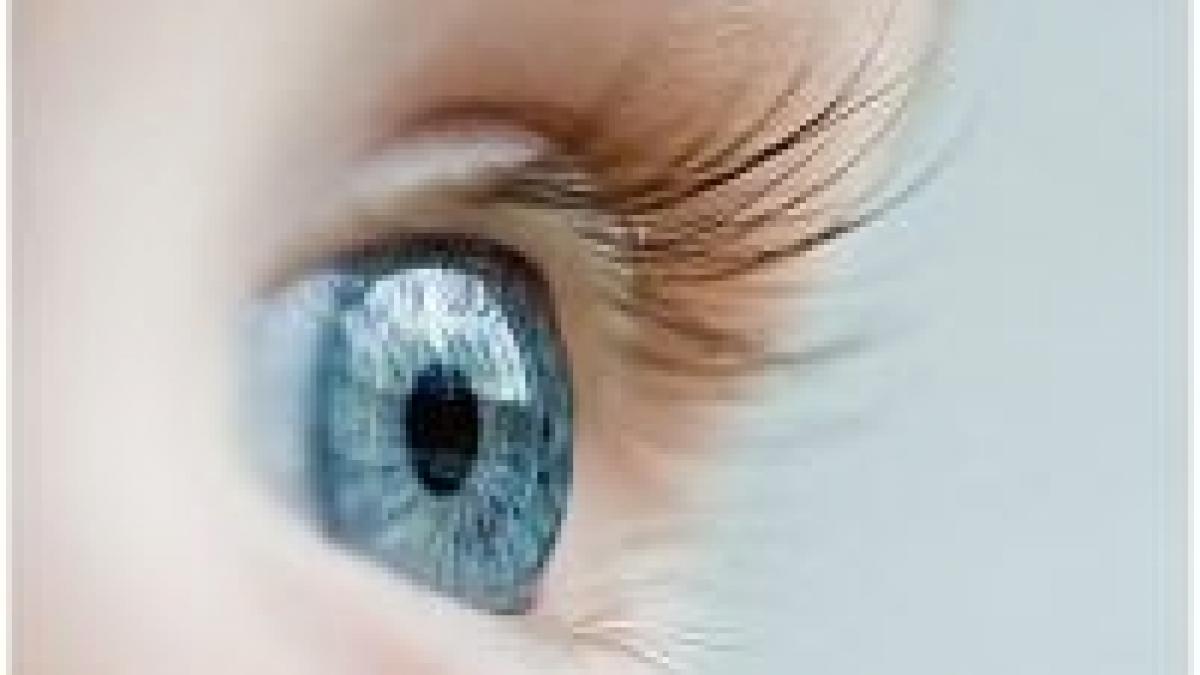 cercetatorii au stabilit persoanele cu ochii albastri au acelasi stramos