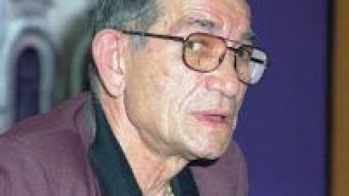 poetul cezar ivanescu a intrat in greva foamei