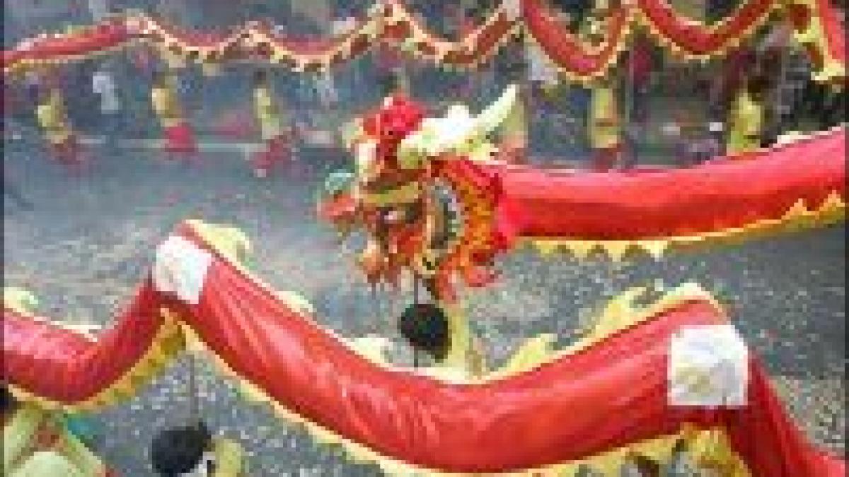 anul nou la chinezi milioane de oameni sunt inca in intuneric video