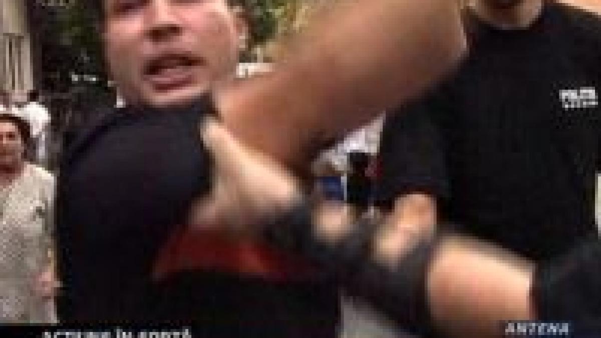 15 membri ai fostelor clanuri chira si nie sunt audiati la politia capitalei