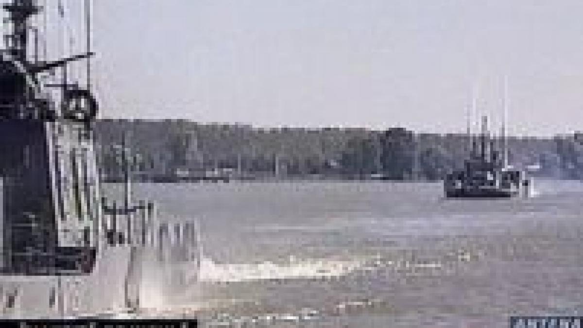 deutsche welle traian basescu va efectua o vizita pe insula serpilor