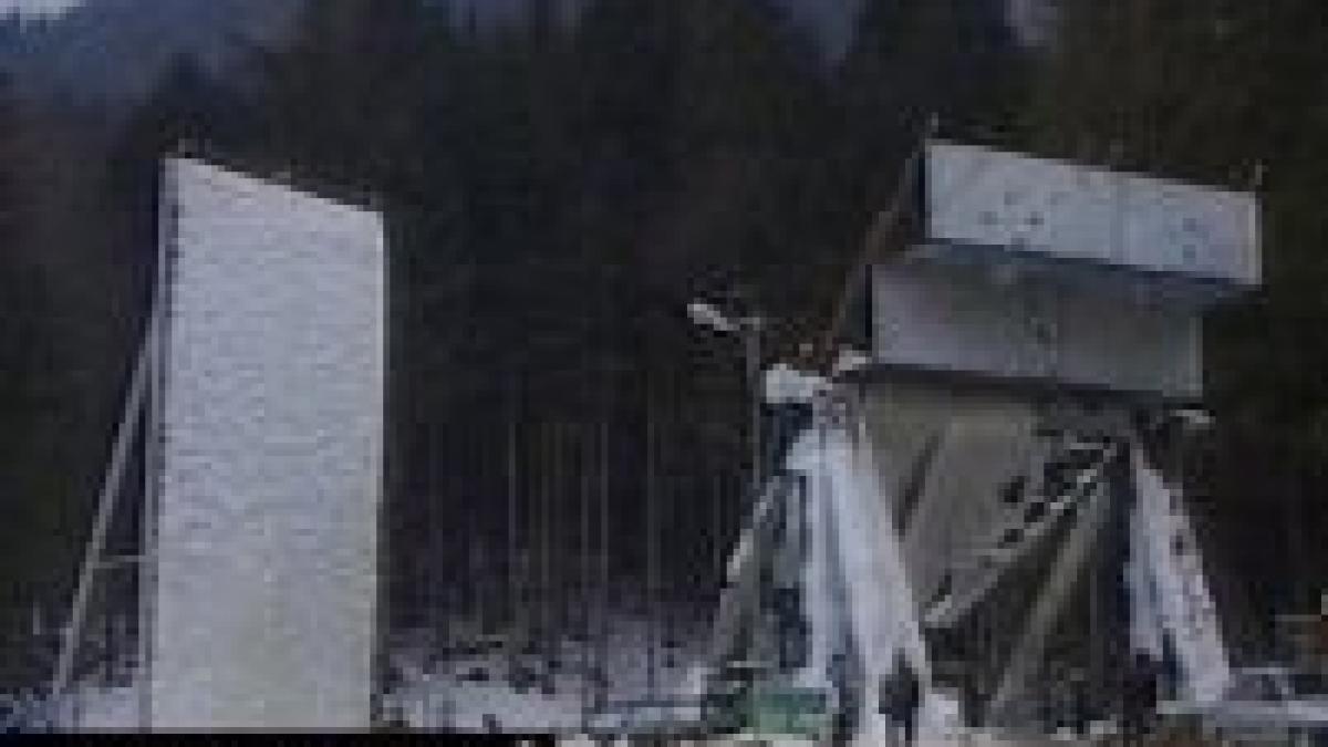 cupa mondiala la escalada pe gheata are loc la busteni video