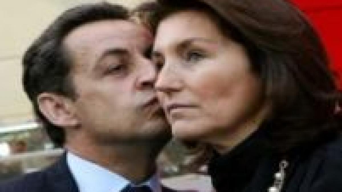 sms ul prezidential sarkozy a dat in judecata o publicatie online