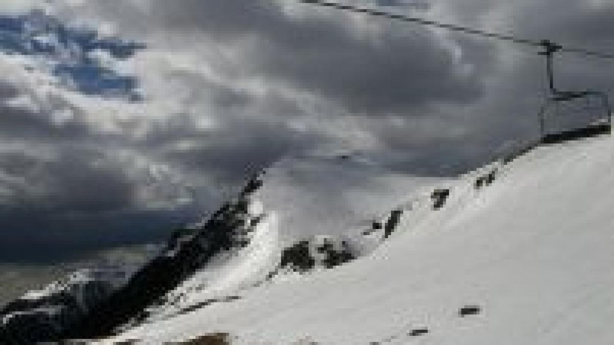 vremea in weekend temperaturi scazute cer noros si conditii de ninsoare