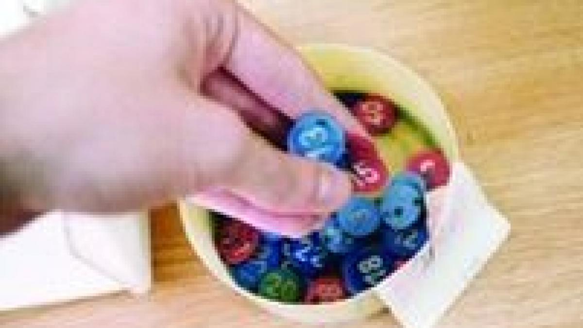 lozul cel mare al euro loteriei a fost impartit intre 16 castigatori