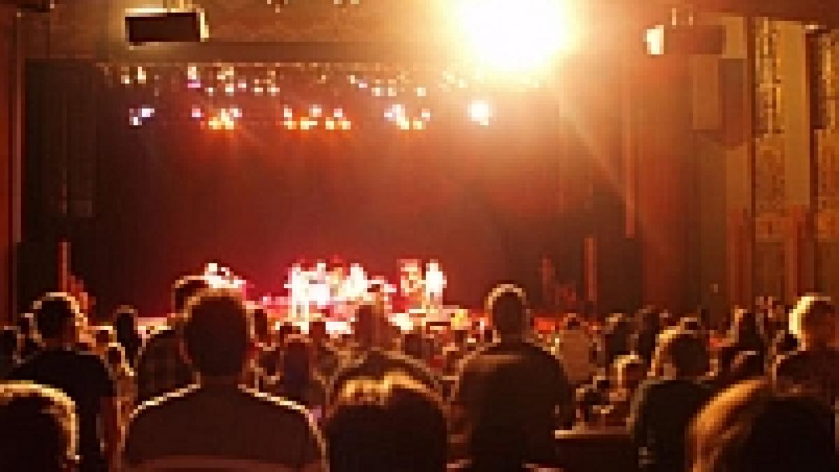 indonezia busculada de la un concert a provocat moartea mai multor persoane