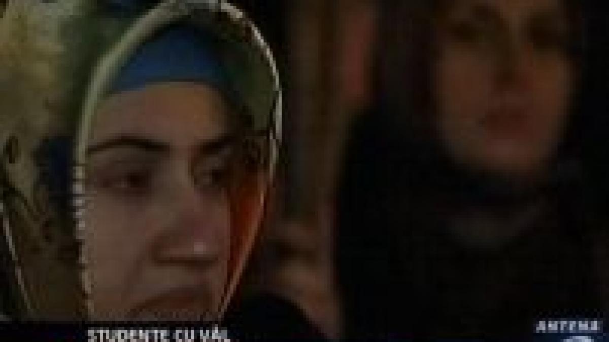 turcia 200 000 de persoane au protestat fata de valul islamic video