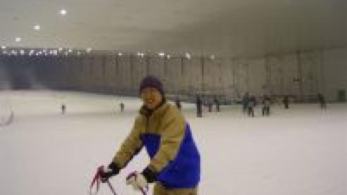 rusii proiecteaza orasul zapezii o sala imensa de schi in moscova