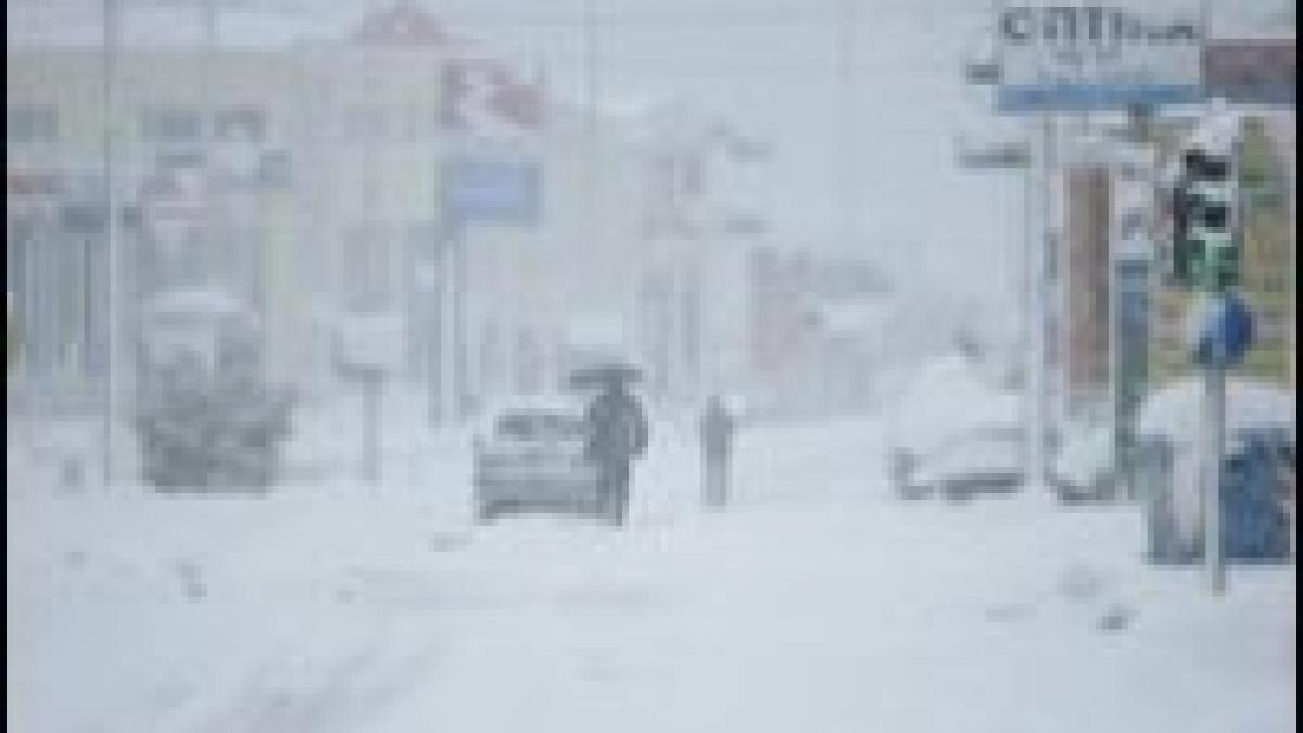 grecia ninsorile masive au izolat cel putin 150 de sate