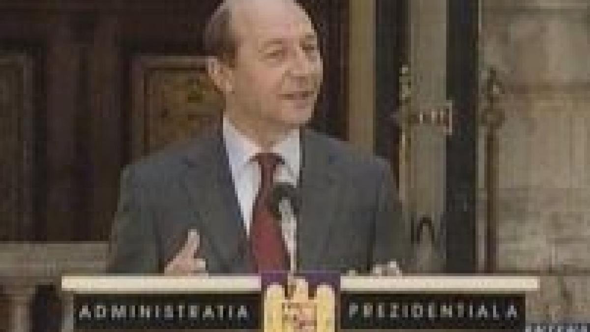 basescu e ridicol ca psd sau prm sa ceara iesirea udmr de la guvernare sustinand insa guvernul