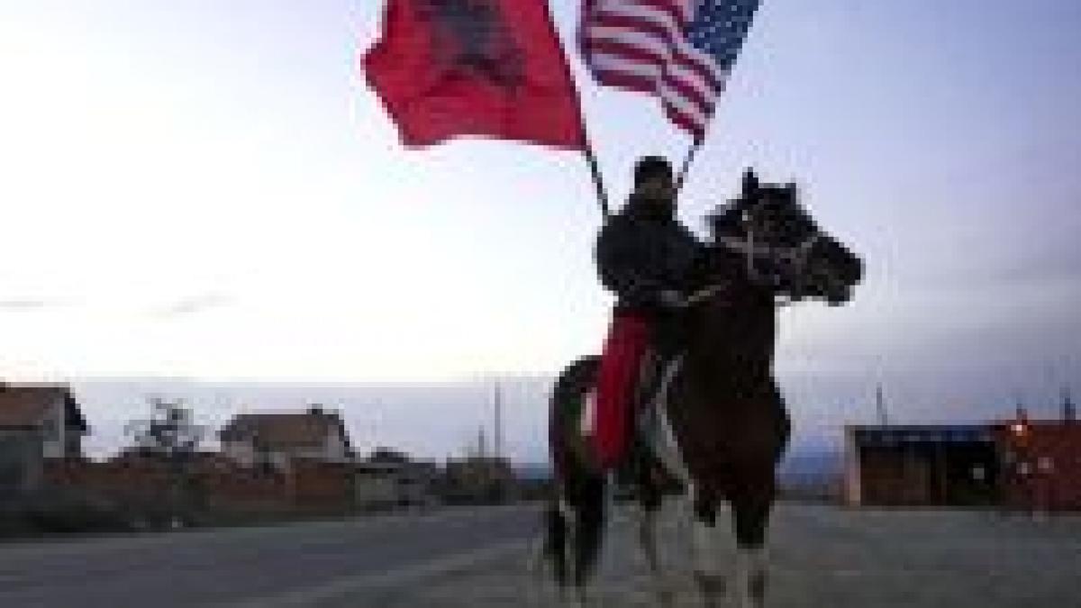 sua franta si marea britanie au recunoscut independenta kosovo