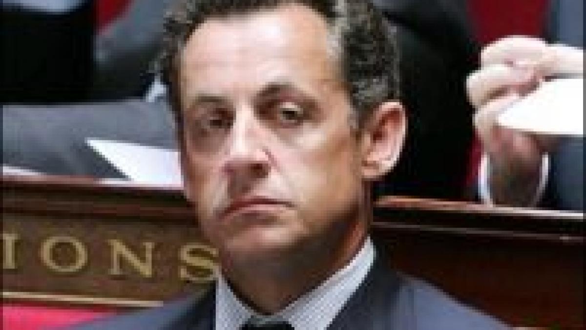 popularitatea lui nicolas sarkozy in cadere libera