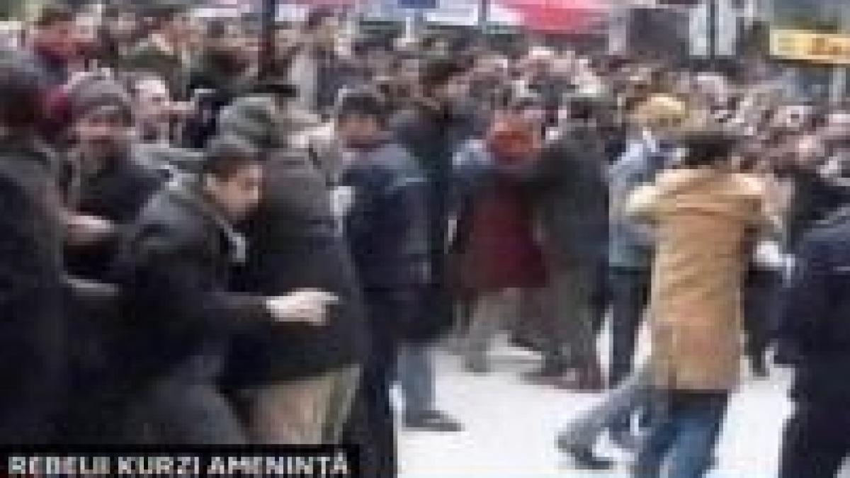 rebelii kurzi ameninta cu acte de violenta in turcia si europa