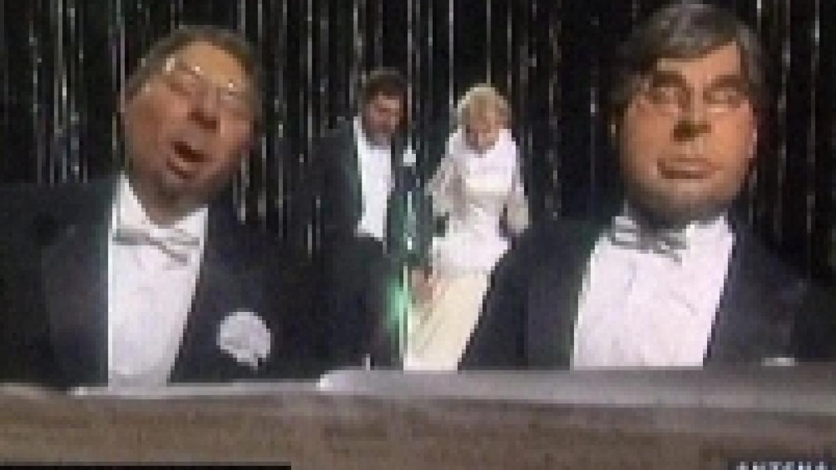 satira electorala in spania candidatii si sosiile lor din latex video