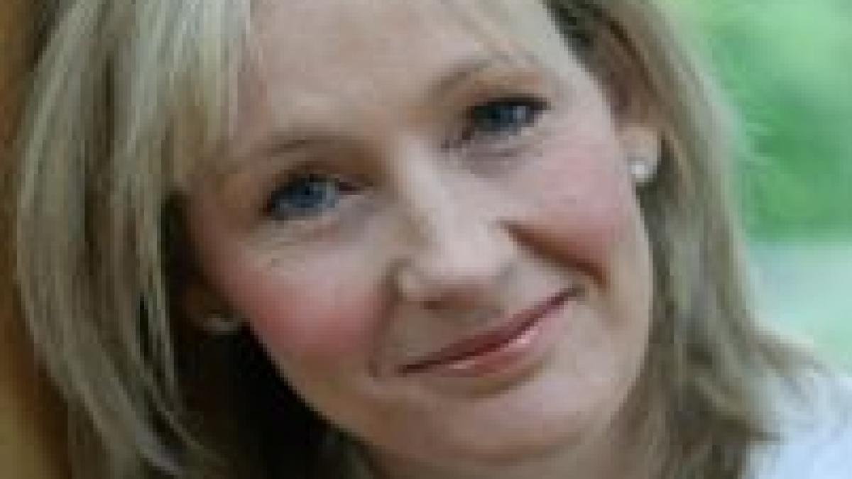 scriitoarea jk rowling si sotia premierului britanic ajuta orfanii din romania